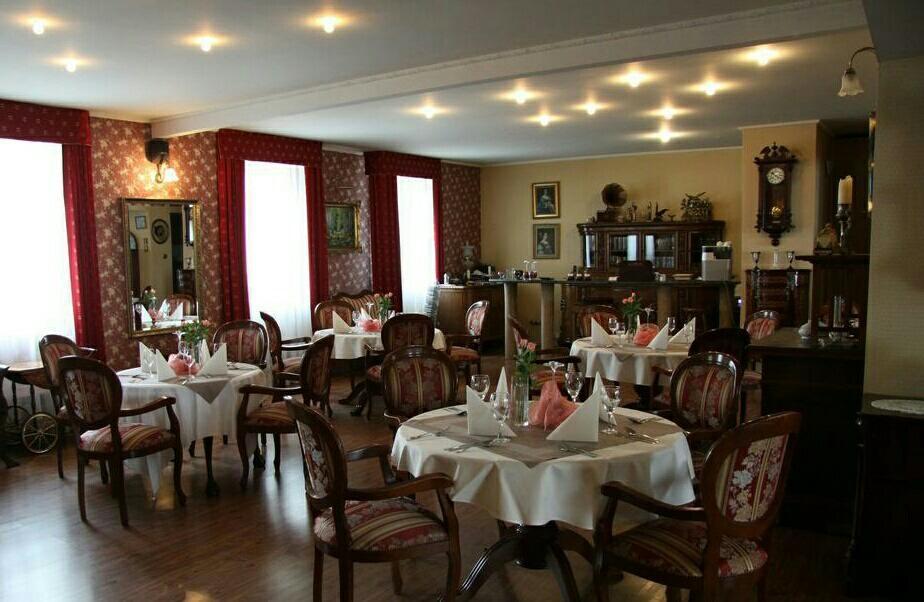 Hotel I Restauracja Chopin Żary Extérieur photo