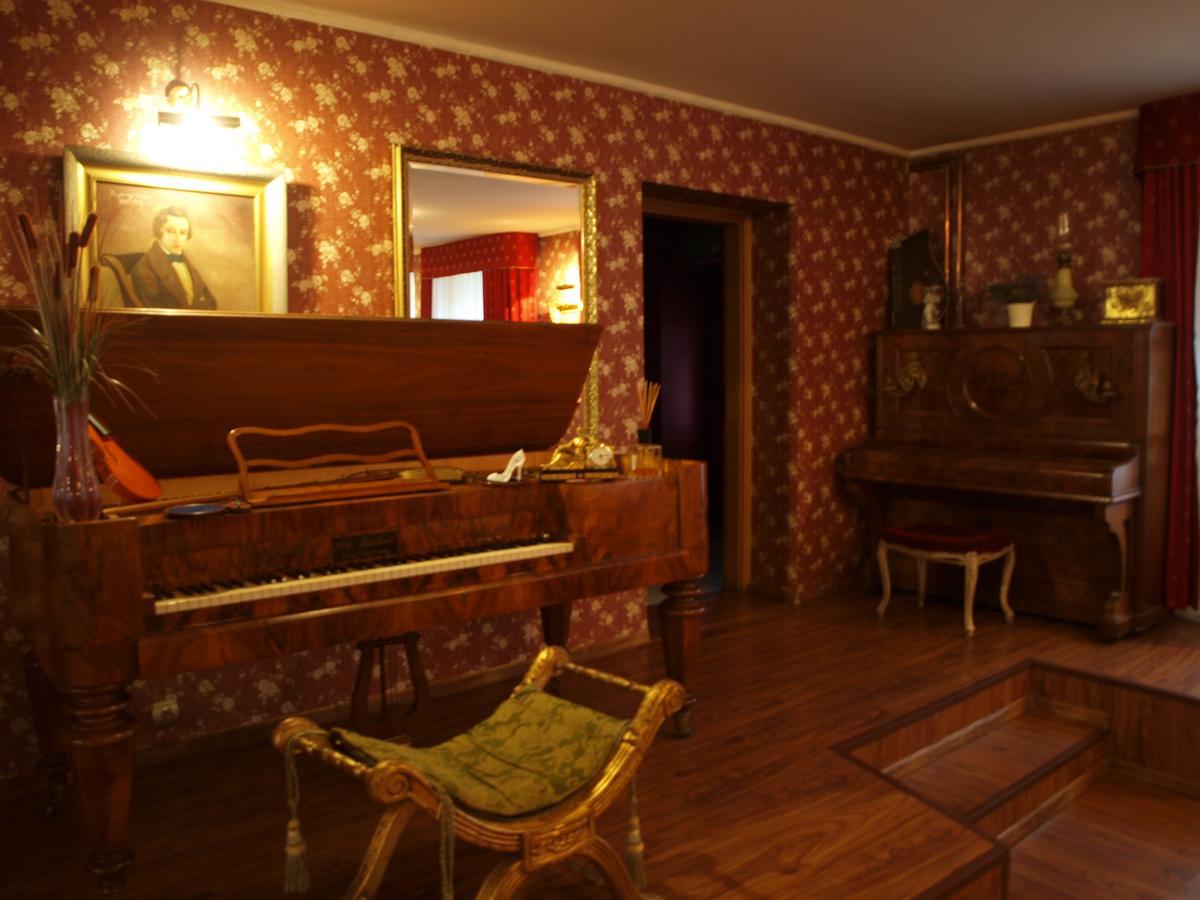 Hotel I Restauracja Chopin Żary Extérieur photo